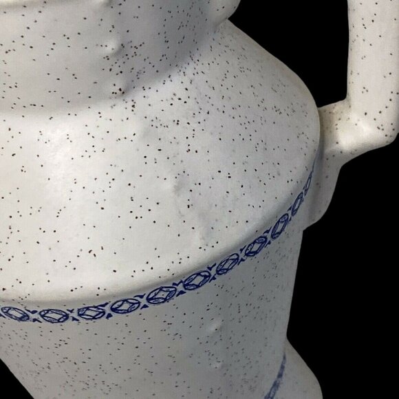 VTG McCoy Nelson Blue Willow USA Grecian beige speckled blue design pitcher - Picture 10 of 11